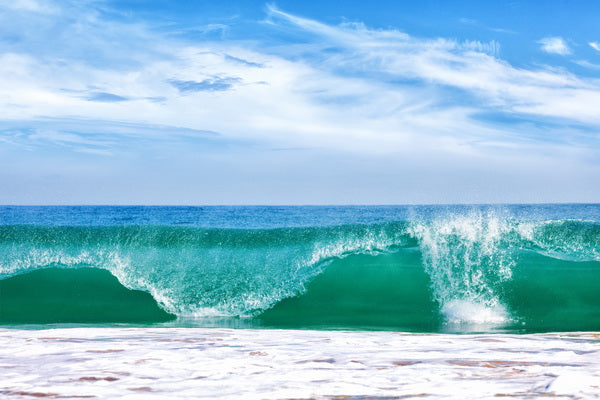 Ocean Breeze: A Fresh and Tranquil Coastal Workspace